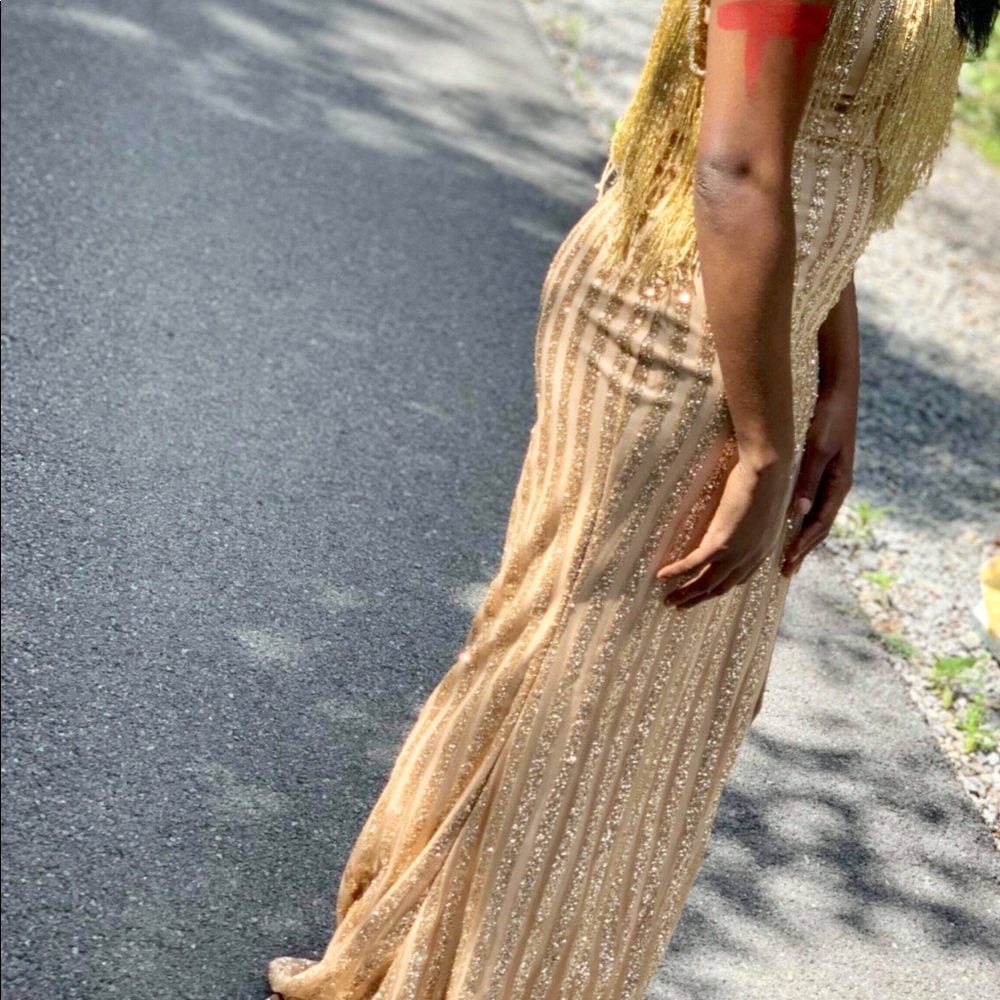 Dress - Picture 2 of 3